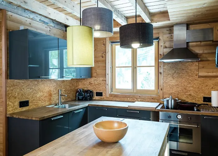 Chalet With Views, Privacy & Fire In Kaprun カプルーン