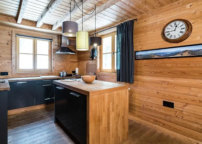 Chalet With Views, Privacy & Fire In Kaprun Horská chata Kaprun